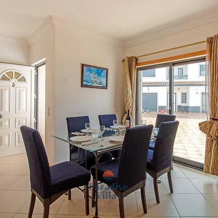 3-bedroom House With Pool In فيلة البوفيرا