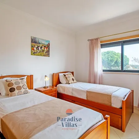 3-bedroom House With Pool In فيلة البوفيرا