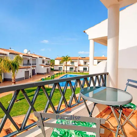 Villa 3-bedroom House With Pool In Albufeira