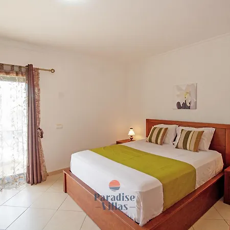 3-bedroom House With Pool In *